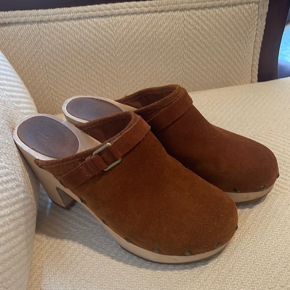 COPY - Vintage Clogs